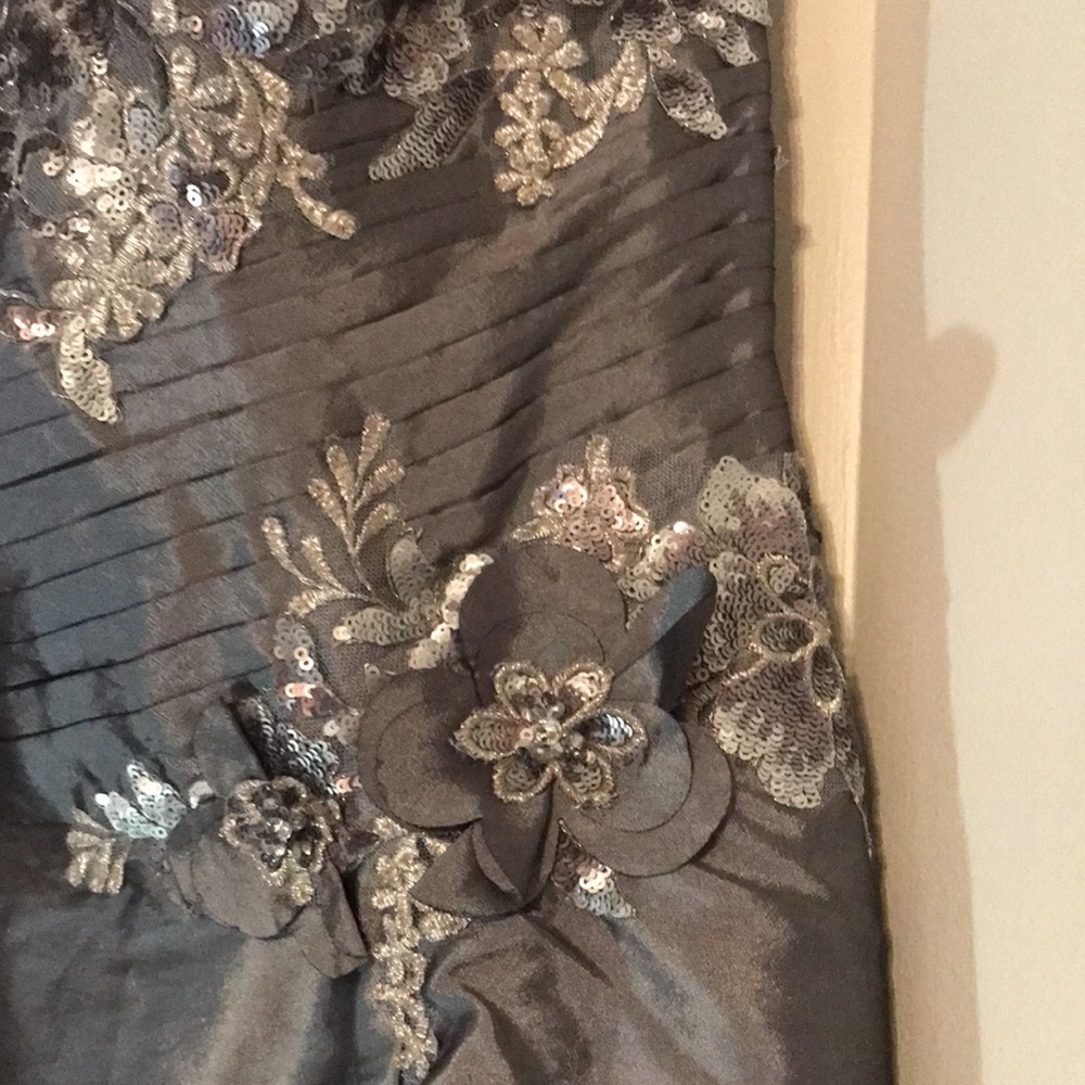 Formal Gown - Picture 5 of 6